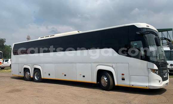 Acheter Occasion Utilitaire Scania Irizar Blanc à Mbabane, Manzini Acheter Occasion Utilitaire Scania Irizar Blanc à Mbabane, Manzini