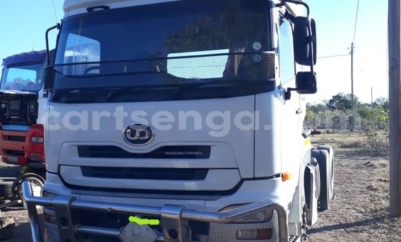Acheter Occasion Utilitaire Nissan UD Blanc à Manzini, Manzini Acheter Occasion Utilitaire Nissan UD Blanc à Manzini, Manzini
