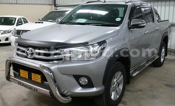 Buy Used Toyota Hilux Silver Car in Ezulwini in Hhohho Buy Used Toyota Hilux Silver Car in Ezulwini in Hhohho