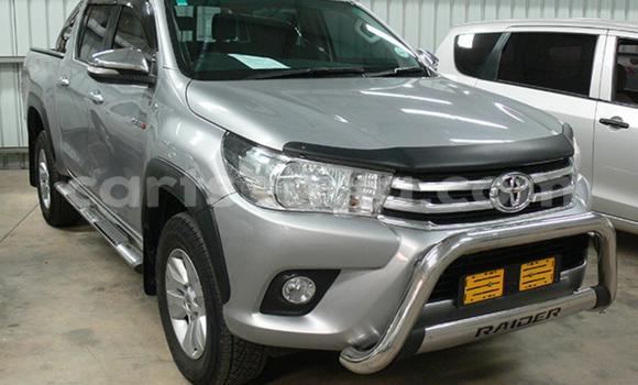 Buy Used Toyota Hilux Silver Car in Ezulwini in Hhohho Buy Used Toyota Hilux Silver Car in Ezulwini in Hhohho