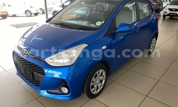 Nunua Ilio tumika Hyundai Starex (H-1) Blue Gari ndani ya Lavumisa nchini Wilaya ya Shiselweni Nunua Ilio tumika Hyundai Starex (H-1) Blue Gari ndani ya Lavumisa nchini Wilaya ya Shiselweni