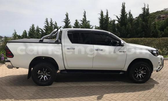 Buy Used Toyota Hilux White Car in Manzini in Manzini Buy Used Toyota Hilux White Car in Manzini in Manzini