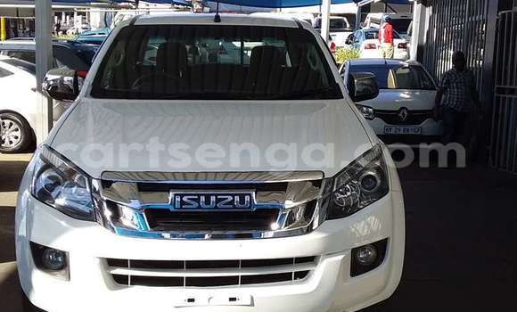 Nunua Ilio tumika Isuzu Impulse White Gari ndani ya Hlatikulu nchini Wilaya ya Shiselweni Nunua Ilio tumika Isuzu Impulse White Gari ndani ya Hlatikulu nchini Wilaya ya Shiselweni