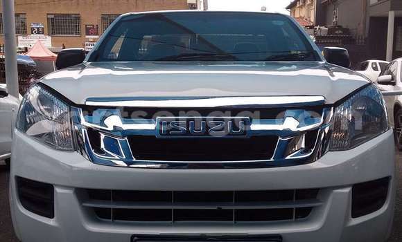 Nunua Ilio tumika Isuzu Impulse White Gari ndani ya Hlatikulu nchini Wilaya ya Shiselweni Nunua Ilio tumika Isuzu Impulse White Gari ndani ya Hlatikulu nchini Wilaya ya Shiselweni