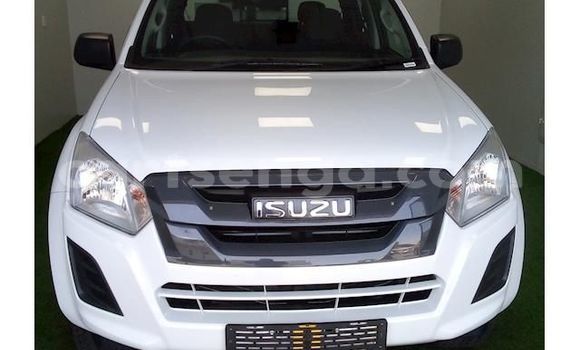 Nunua Ilio tumika Isuzu D-max Hi-Lander 2 dr White Gari ndani ya Ezulwini nchini Hhohho Nunua Ilio tumika Isuzu D-max Hi-Lander 2 dr White Gari ndani ya Ezulwini nchini Hhohho