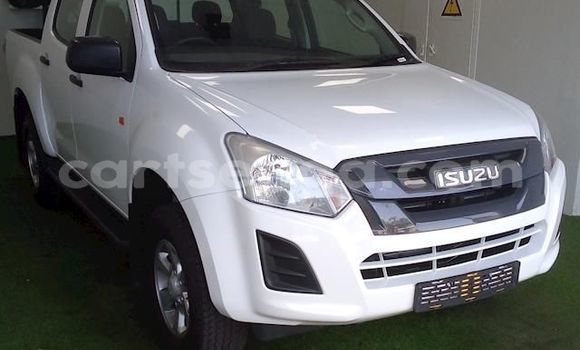Nunua Ilio tumika Isuzu D-max Hi-Lander 2 dr White Gari ndani ya Ezulwini nchini Hhohho Nunua Ilio tumika Isuzu D-max Hi-Lander 2 dr White Gari ndani ya Ezulwini nchini Hhohho