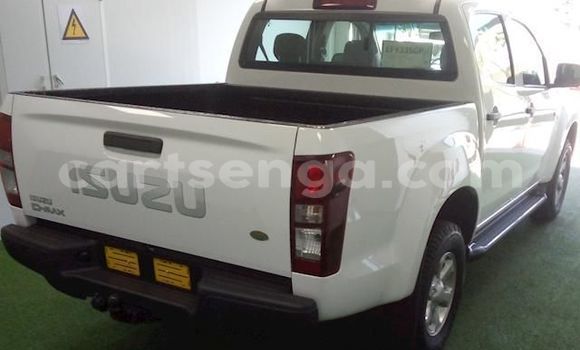 Nunua Ilio tumika Isuzu D-max Hi-Lander 2 dr White Gari ndani ya Ezulwini nchini Hhohho Nunua Ilio tumika Isuzu D-max Hi-Lander 2 dr White Gari ndani ya Ezulwini nchini Hhohho