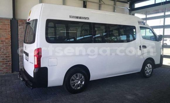 Nunua Ilio tumika Nissan NV350 Caravan White Gari ndani ya Hluti nchini Wilaya ya Shiselweni Nunua Ilio tumika Nissan NV350 Caravan White Gari ndani ya Hluti nchini Wilaya ya Shiselweni