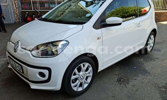 Acheter Occasion Voiture Volkswagen up! Blanc à Bulembu, Hhohho