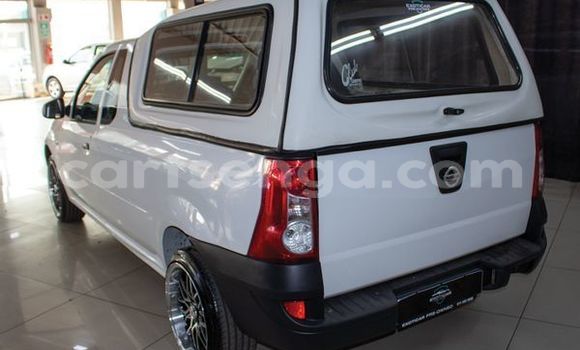 Buy Used Nissan NP 300 White Car in Big Bend in Lubombo District Buy Used Nissan NP 300 White Car in Big Bend in Lubombo District