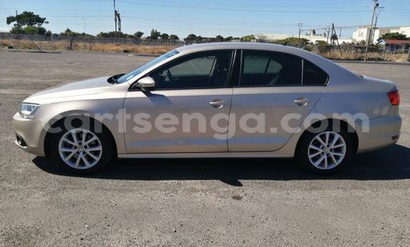 Nunua Ilio tumika Volkswagen Jetta Silver Gari ndani ya Bulembu nchini Hhohho Nunua Ilio tumika Volkswagen Jetta Silver Gari ndani ya Bulembu nchini Hhohho