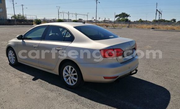 Nunua Ilio tumika Volkswagen Jetta Silver Gari ndani ya Bulembu nchini Hhohho Nunua Ilio tumika Volkswagen Jetta Silver Gari ndani ya Bulembu nchini Hhohho