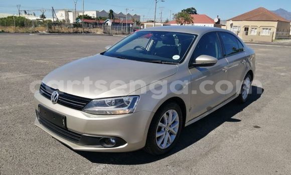 Nunua Ilio tumika Volkswagen Jetta Silver Gari ndani ya Bulembu nchini Hhohho Nunua Ilio tumika Volkswagen Jetta Silver Gari ndani ya Bulembu nchini Hhohho