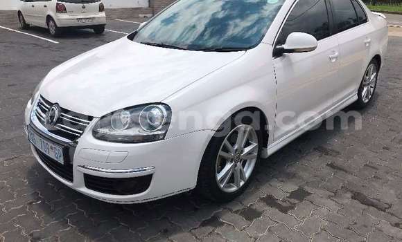 Buy Used Volkswagen Jetta White Car in Ezulwini in Hhohho