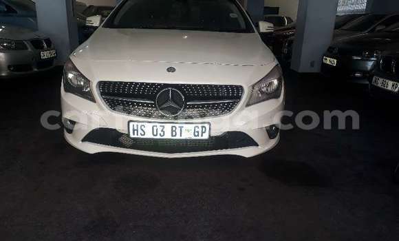 Buy Used Mercedes-Benz CLS250 White Car in Ezulwini in Hhohho Buy Used Mercedes-Benz CLS250 White Car in Ezulwini in Hhohho