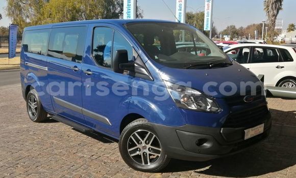 Nunua Ilio tumika FORD MUSTANG Blue Gari ndani ya Big Bend nchini Lubombo Nunua Ilio tumika FORD MUSTANG Blue Gari ndani ya Big Bend nchini Lubombo