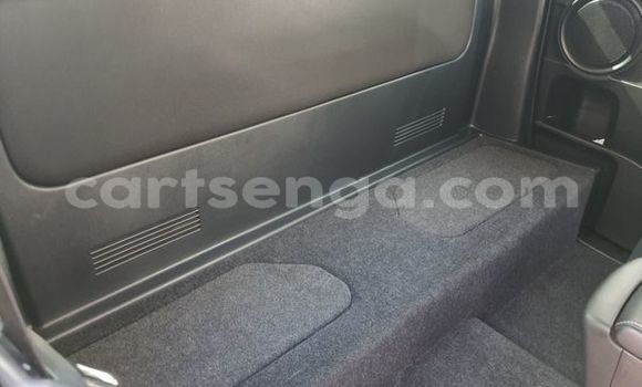 Nunua Ilio tumika Toyota Hilux White Gari ndani ya Bhunya nchini Manzini Nunua Ilio tumika Toyota Hilux White Gari ndani ya Bhunya nchini Manzini