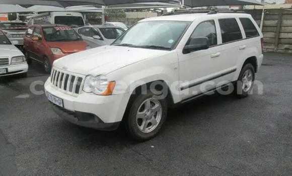 Buy Used Jeep Cherokee White Car in Manzini in Manzini Buy Used Jeep Cherokee White Car in Manzini in Manzini