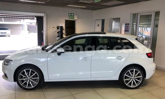 Nunua Ilio tumika Audi A3 White Gari ndani ya Ezulwini nchini Hhohho Nunua Ilio tumika Audi A3 White Gari ndani ya Ezulwini nchini Hhohho