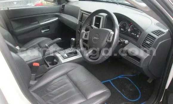 Buy Used Jeep Cherokee White Car in Manzini in Manzini Buy Used Jeep Cherokee White Car in Manzini in Manzini