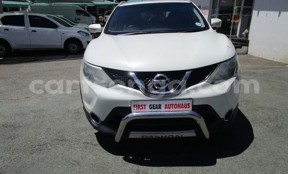 Buy Used Nissan Qashqai White Car in Ezulwini in Hhohho Buy Used Nissan Qashqai White Car in Ezulwini in Hhohho