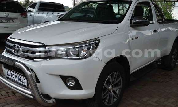 Acheter Occasion Voiture Toyota Hilux Blanc à Mbabane, Manzini Acheter Occasion Voiture Toyota Hilux Blanc à Mbabane, Manzini