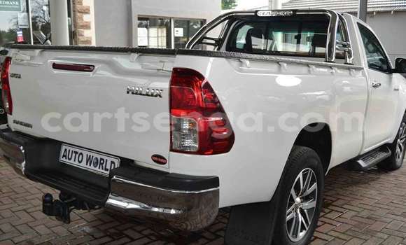 Acheter Occasion Voiture Toyota Hilux Blanc à Mbabane, Manzini Acheter Occasion Voiture Toyota Hilux Blanc à Mbabane, Manzini