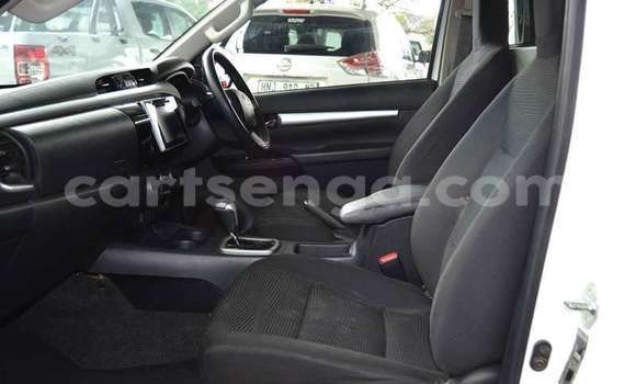 Acheter Occasion Voiture Toyota Hilux Blanc à Mbabane, Manzini Acheter Occasion Voiture Toyota Hilux Blanc à Mbabane, Manzini