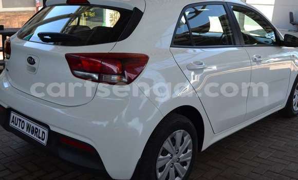 Buy Used Kia Rio White Car in Mbabane in Manzini Buy Used Kia Rio White Car in Mbabane in Manzini