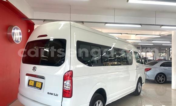 Nunua Ilio tumika Toyota Hiace White Gari ndani ya Bulembu nchini Hhohho Nunua Ilio tumika Toyota Hiace White Gari ndani ya Bulembu nchini Hhohho