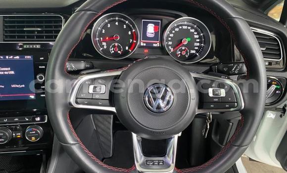 Nunua Ilio tumika Volkswagen Golf GTI White Gari ndani ya Big Bend nchini Lubombo Nunua Ilio tumika Volkswagen Golf GTI White Gari ndani ya Big Bend nchini Lubombo