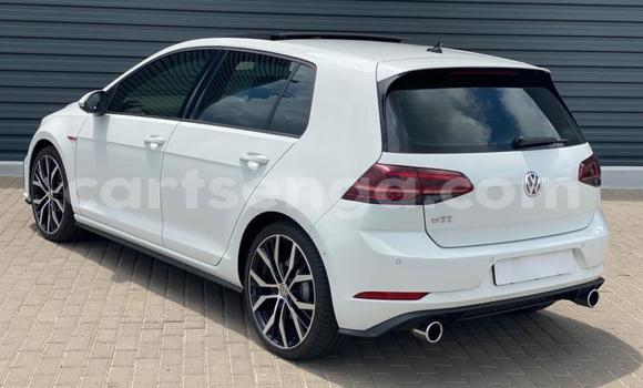 Nunua Ilio tumika Volkswagen Golf GTI White Gari ndani ya Big Bend nchini Lubombo Nunua Ilio tumika Volkswagen Golf GTI White Gari ndani ya Big Bend nchini Lubombo