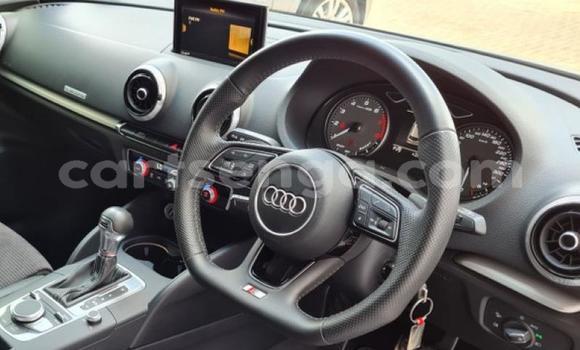 Nunua Ilio tumika Audi S3 White Gari ndani ya Big Bend nchini Lubombo Nunua Ilio tumika Audi S3 White Gari ndani ya Big Bend nchini Lubombo