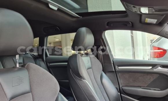 Nunua Ilio tumika Audi S3 White Gari ndani ya Big Bend nchini Lubombo Nunua Ilio tumika Audi S3 White Gari ndani ya Big Bend nchini Lubombo