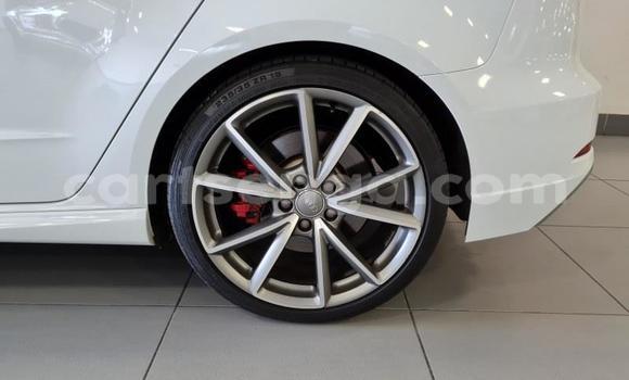 Nunua Ilio tumika Audi S3 White Gari ndani ya Big Bend nchini Lubombo Nunua Ilio tumika Audi S3 White Gari ndani ya Big Bend nchini Lubombo