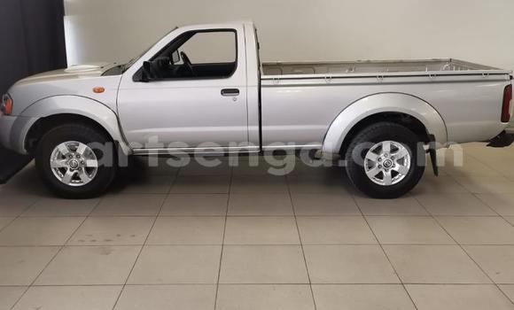 Nunua Ilio tumika Nissan Hardbody Silver Gari ndani ya Big Bend nchini Lubombo Nunua Ilio tumika Nissan Hardbody Silver Gari ndani ya Big Bend nchini Lubombo