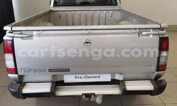 Nunua Ilio tumika Nissan Hardbody Silver Gari ndani ya Big Bend nchini Lubombo Nunua Ilio tumika Nissan Hardbody Silver Gari ndani ya Big Bend nchini Lubombo