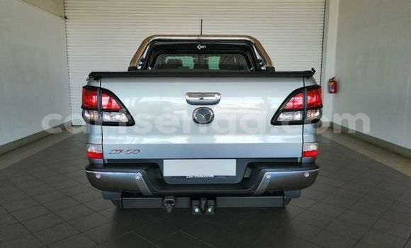 Acheter Occasion Voiture Mazda BT-50 Gris à Bulembu, Hhohho Acheter Occasion Voiture Mazda BT-50 Gris à Bulembu, Hhohho