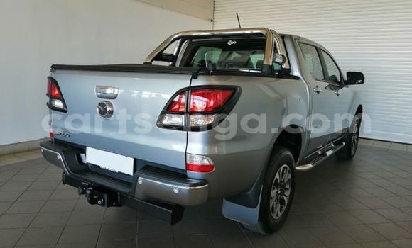 Acheter Occasion Voiture Mazda BT-50 Gris à Bulembu, Hhohho Acheter Occasion Voiture Mazda BT-50 Gris à Bulembu, Hhohho