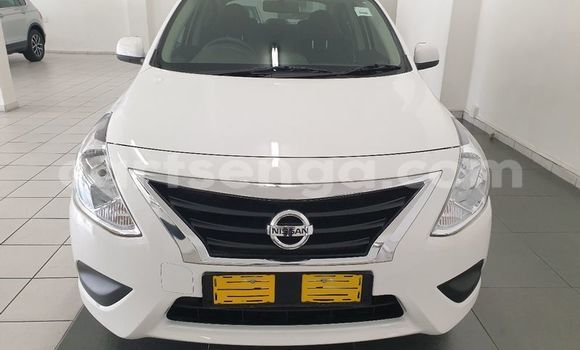 Nunua Ilio tumika Nissan Avenir White Gari ndani ya Bulembu nchini Hhohho