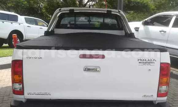 Buy Used Toyota Hilux White Car in Manzini in Manzini Buy Used Toyota Hilux White Car in Manzini in Manzini