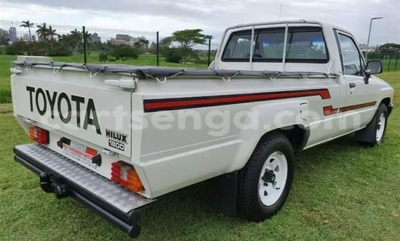 Acheter Occasion Voiture Toyota Hilux Blanc à Ezulwini, Hhohho Acheter Occasion Voiture Toyota Hilux Blanc à Ezulwini, Hhohho