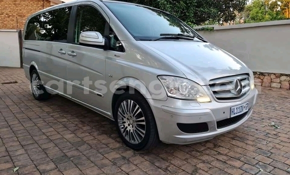 Acheter Occasion Voiture Mercedes Viano Gris à Big Bend, Lubombo Acheter Occasion Voiture Mercedes Viano Gris à Big Bend, Lubombo