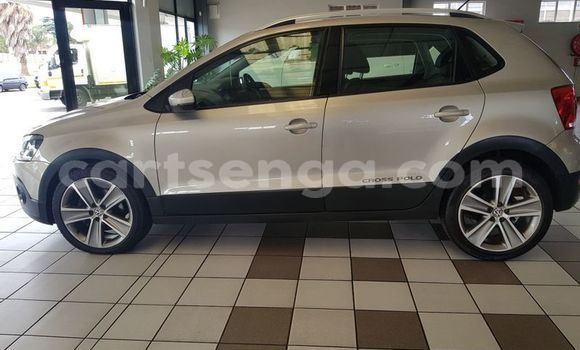 Nunua Ilio tumika Volkswagen Polo Beige Gari ndani ya Ezulwini nchini Hhohho Nunua Ilio tumika Volkswagen Polo Beige Gari ndani ya Ezulwini nchini Hhohho