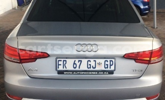 Acheter Occasion Voiture Audi A4 Gris à Bhunya, Manzini Acheter Occasion Voiture Audi A4 Gris à Bhunya, Manzini