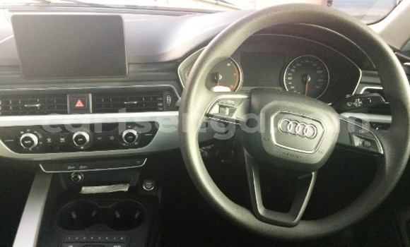 Acheter Occasion Voiture Audi A4 Gris à Bhunya, Manzini Acheter Occasion Voiture Audi A4 Gris à Bhunya, Manzini