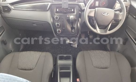 Buy Used Mahindra Voyager Silver Car in Ezulwini in Hhohho Buy Used Mahindra Voyager Silver Car in Ezulwini in Hhohho