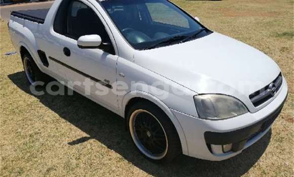 Buy Used Opel Corsa Silver Car in Bhunya in Manzini Buy Used Opel Corsa Silver Car in Bhunya in Manzini