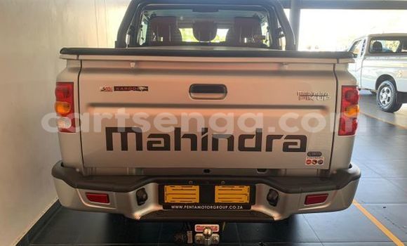 Buy Used Mahindra Commander Silver Car in Ezulwini in Hhohho Buy Used Mahindra Commander Silver Car in Ezulwini in Hhohho