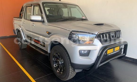 Buy Used Mahindra Commander Silver Car in Ezulwini in Hhohho Buy Used Mahindra Commander Silver Car in Ezulwini in Hhohho